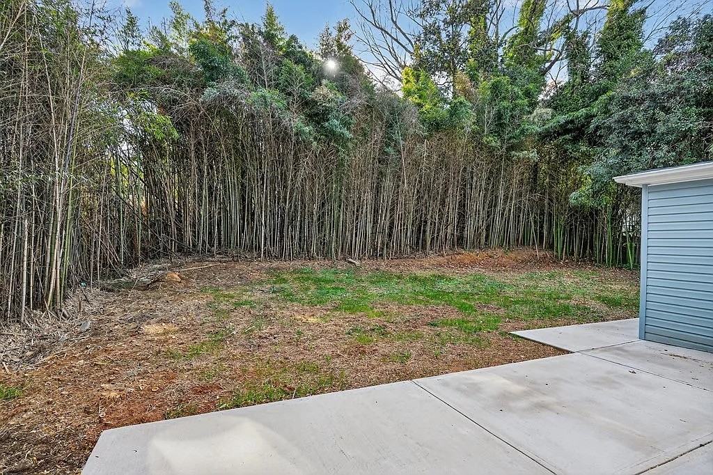 326 Westhampton Ave #NA - Photo 6 of 25