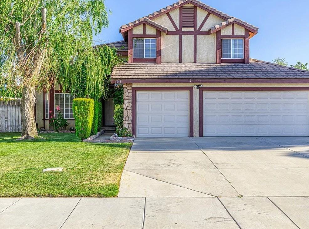 4048 Belleshire Way - Photo 3 of 14