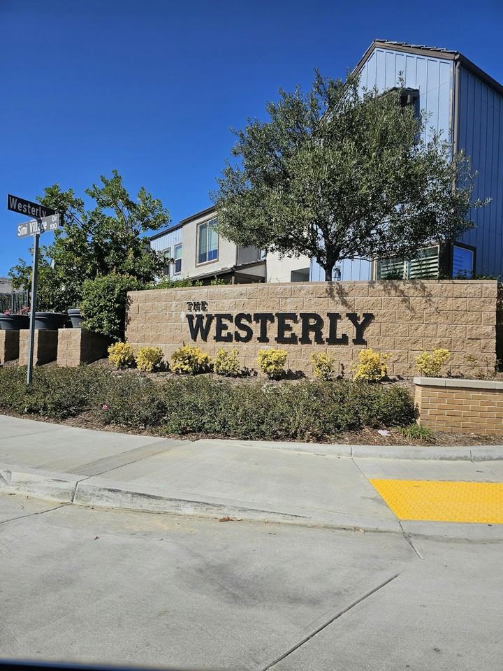 1969 Cottage Dr - Photo 2 of 27