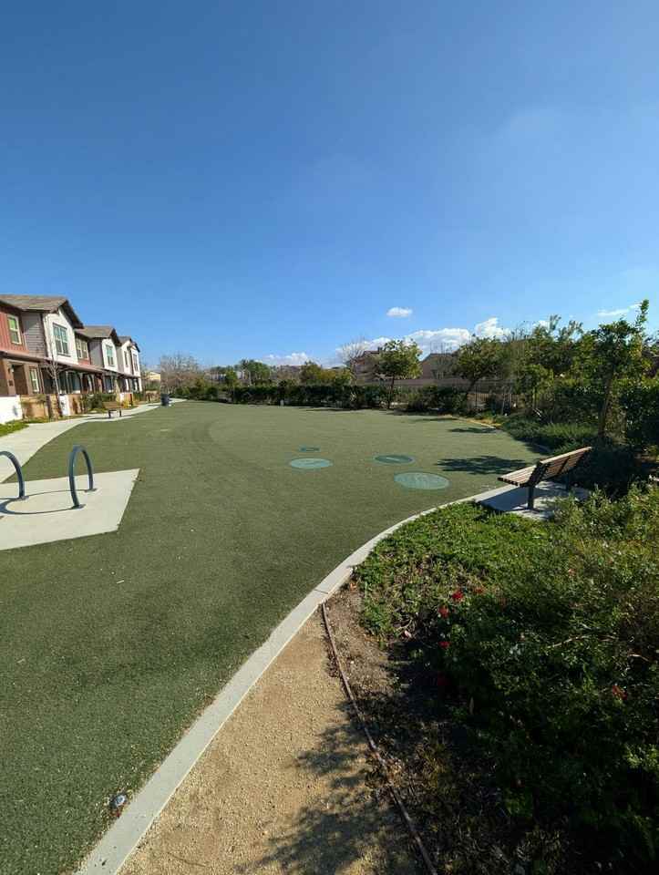 1969 Cottage Dr - Photo 4 of 27