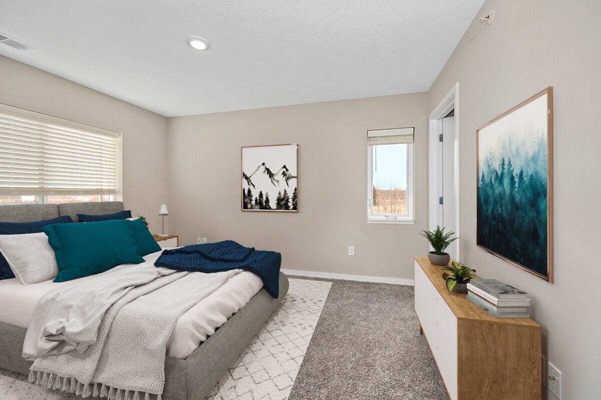 The Summit Apartments - Photo 4 of 24