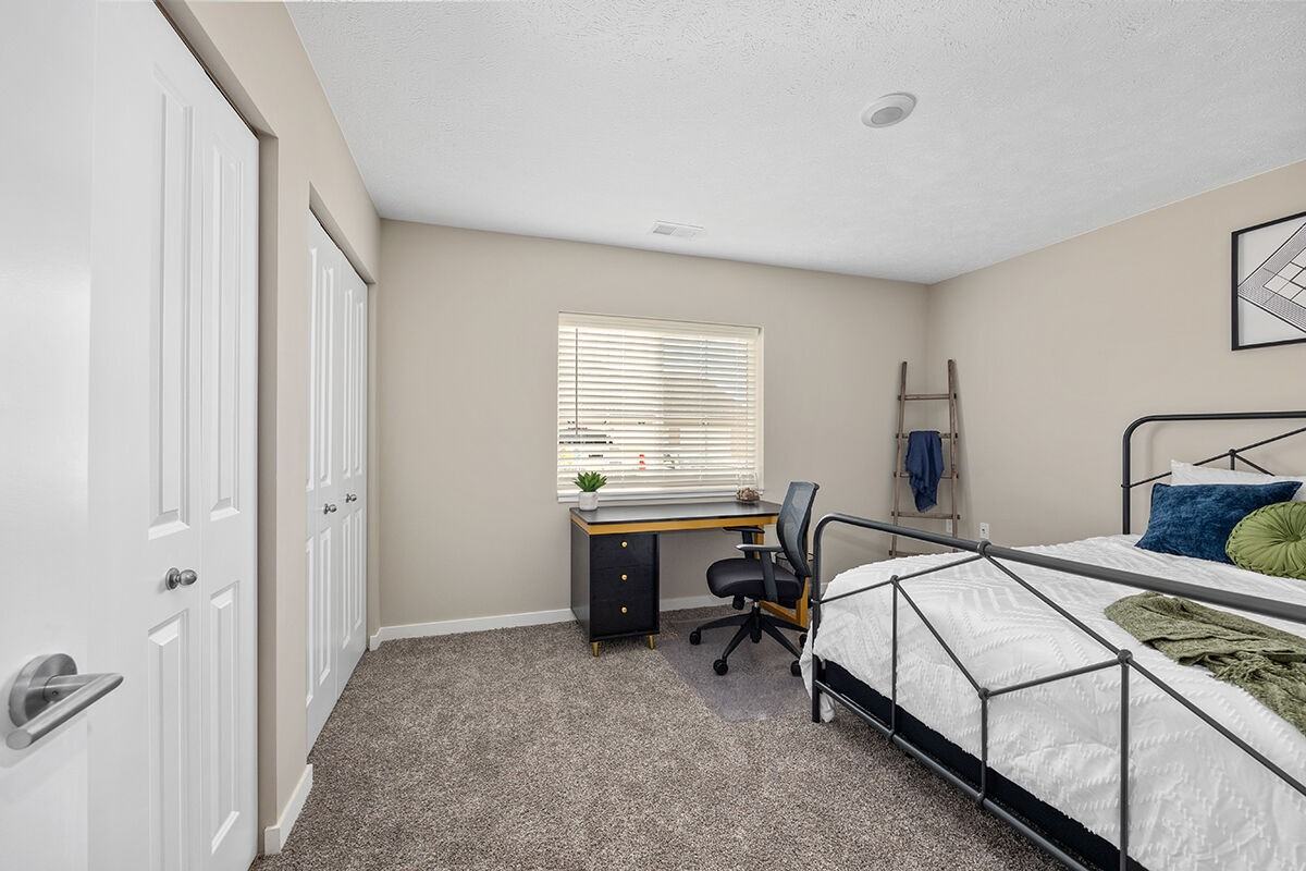 The Summit Apartments - Photo 5 of 24