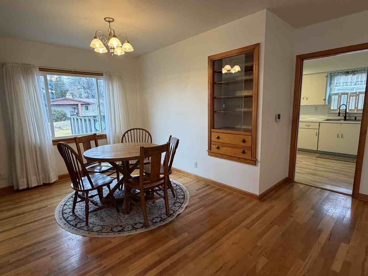 181 W Custer Ave #NA - Photo 2 of 27