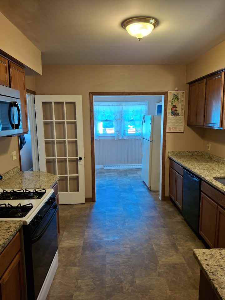 46 Pine St #NA - Photo 4 of 22