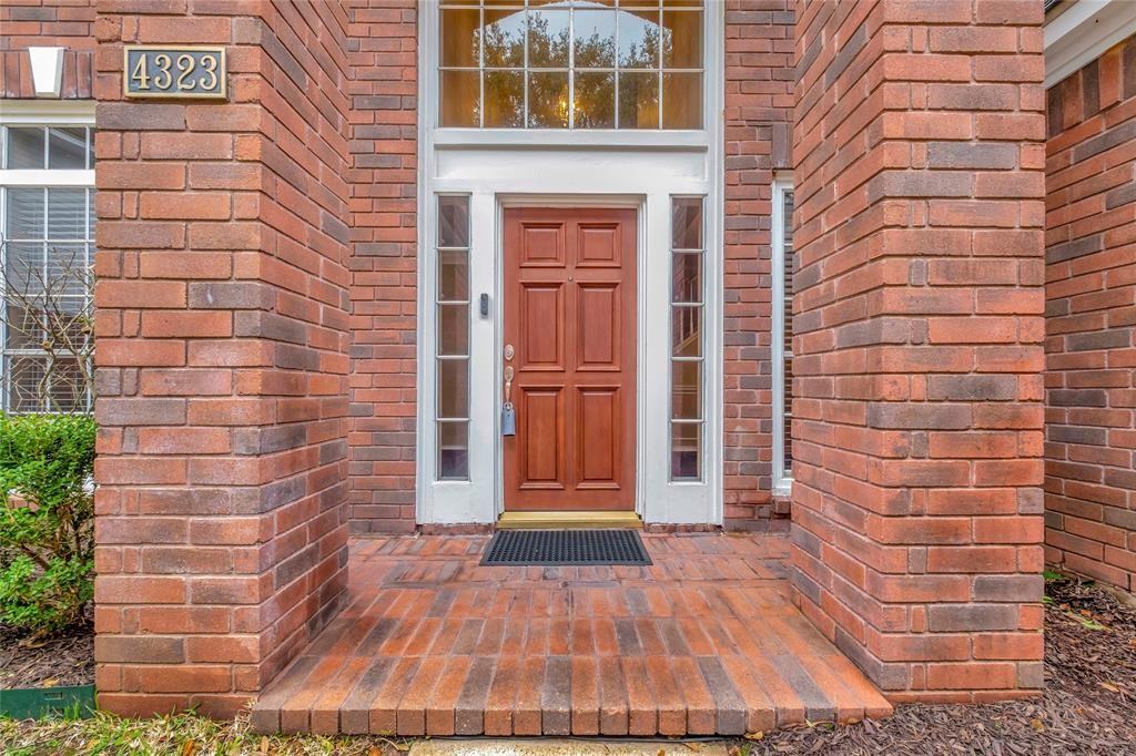 4323 Ringrose Dr #NA - Photo 3 of 32