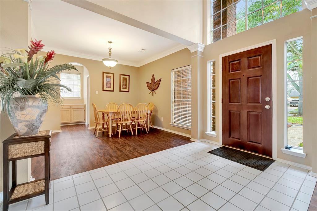 4323 Ringrose Dr #NA - Photo 4 of 32