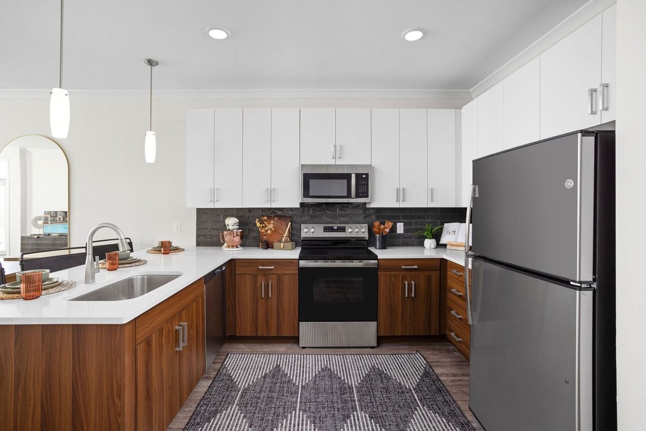 ALTO Apartments of Lenexa - Photo 2 of 50