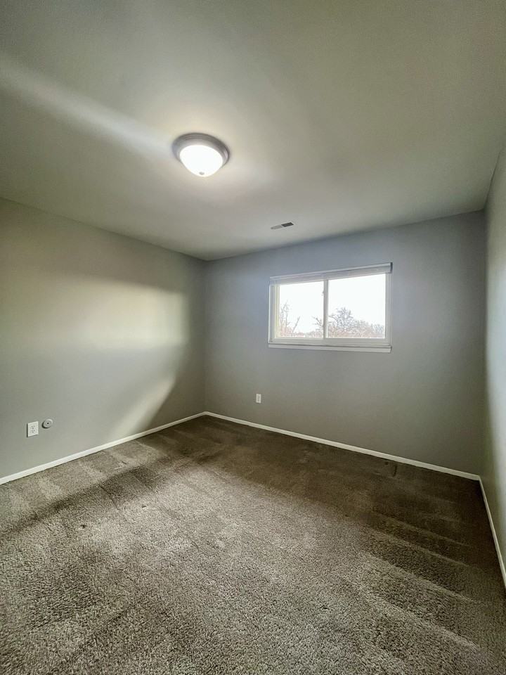 4245 Quarry Road - Photo 7 of 10