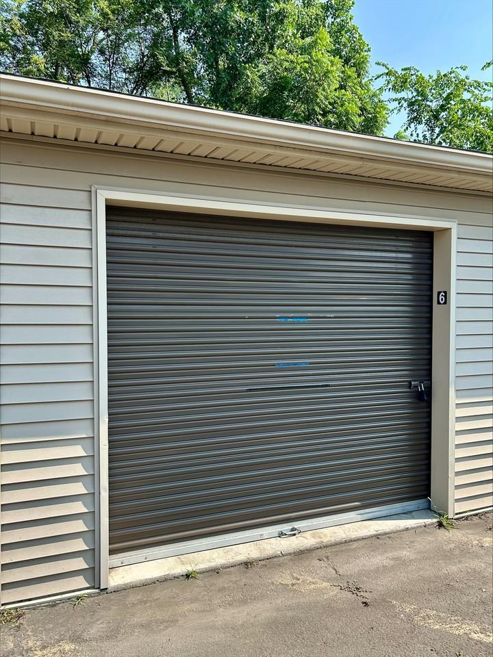Goddard Rd Garages - Photo 2 of 13