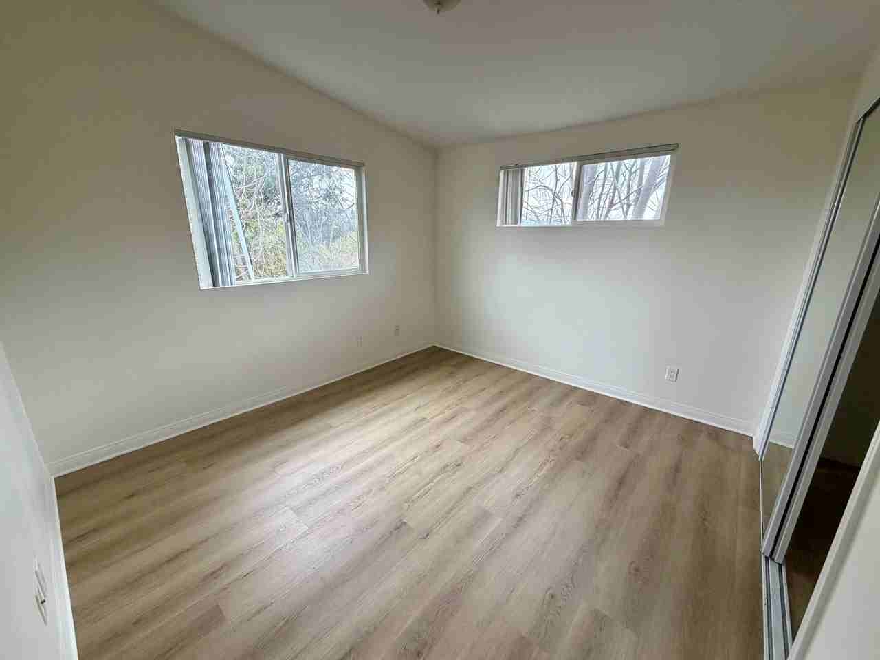 90-92 MONTEREY ROAD (672) - Photo 3 of 7