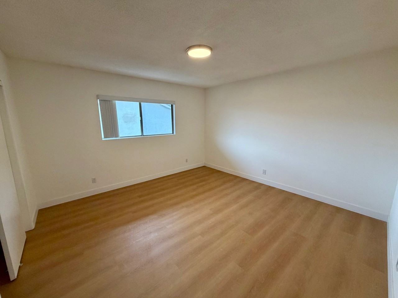 1424 SOUTH 2ND STREET (693) - Photo 3 of 7