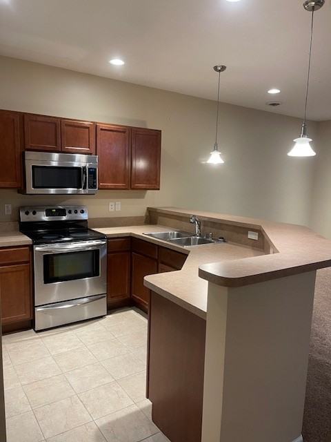 910 S. Carroll Avenue - Photo 2 of 50