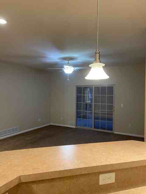 910 S. Carroll Avenue - Photo 5 of 50