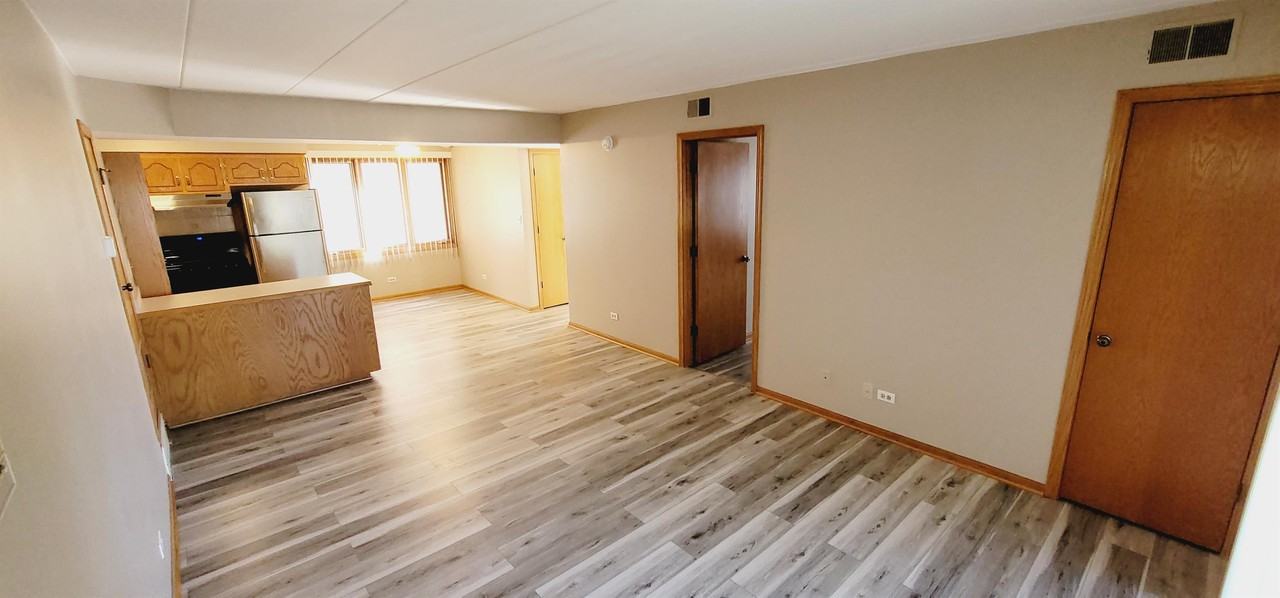 9517 Minnick - Photo 3 of 14