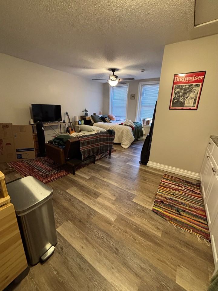 315 North 3rd Avenue East - Photo 2 of 6