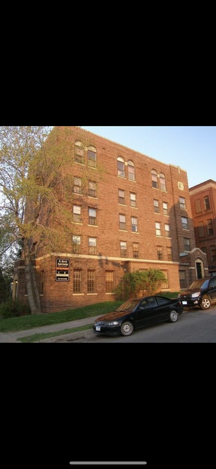 315 North 3rd Avenue East - Photo 6 of 6