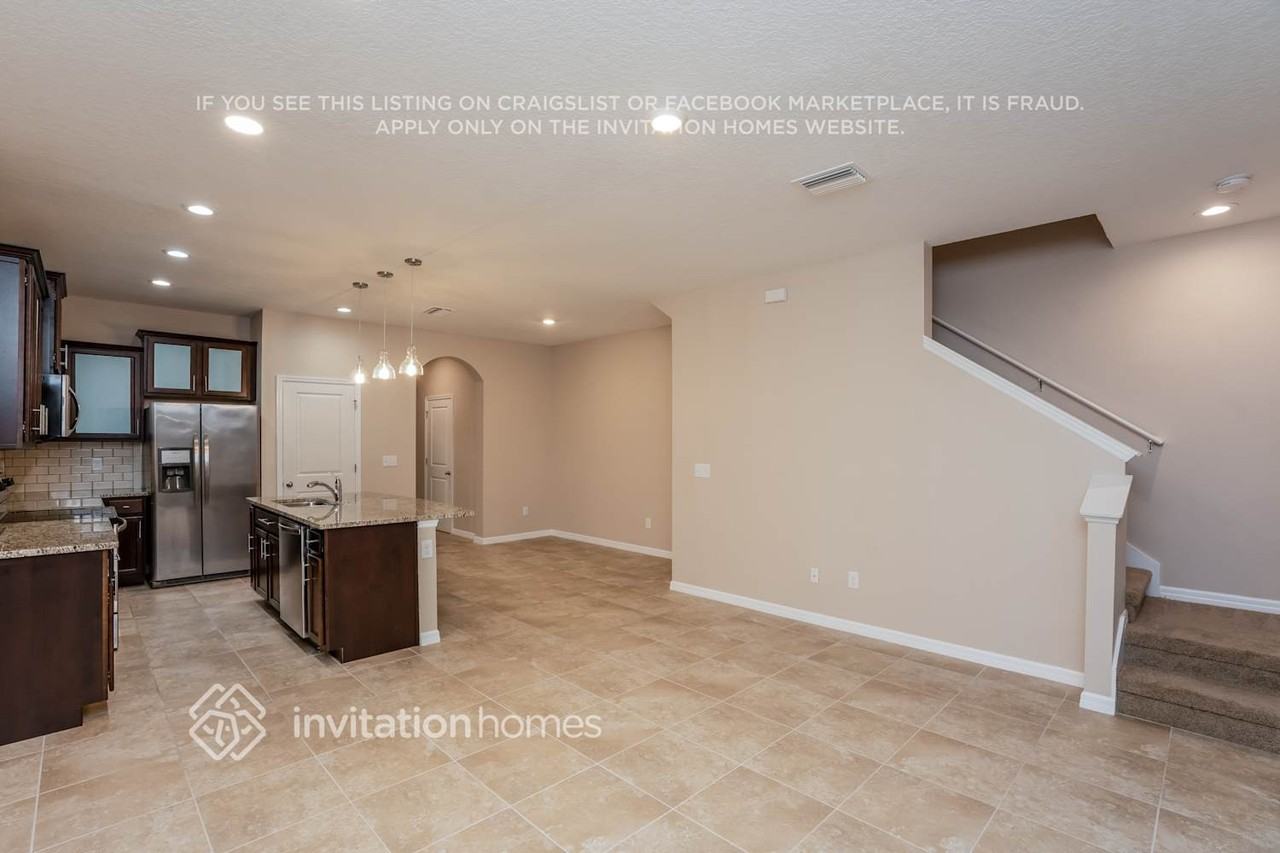 8636 Ice Wine St - Photo 5 of 18