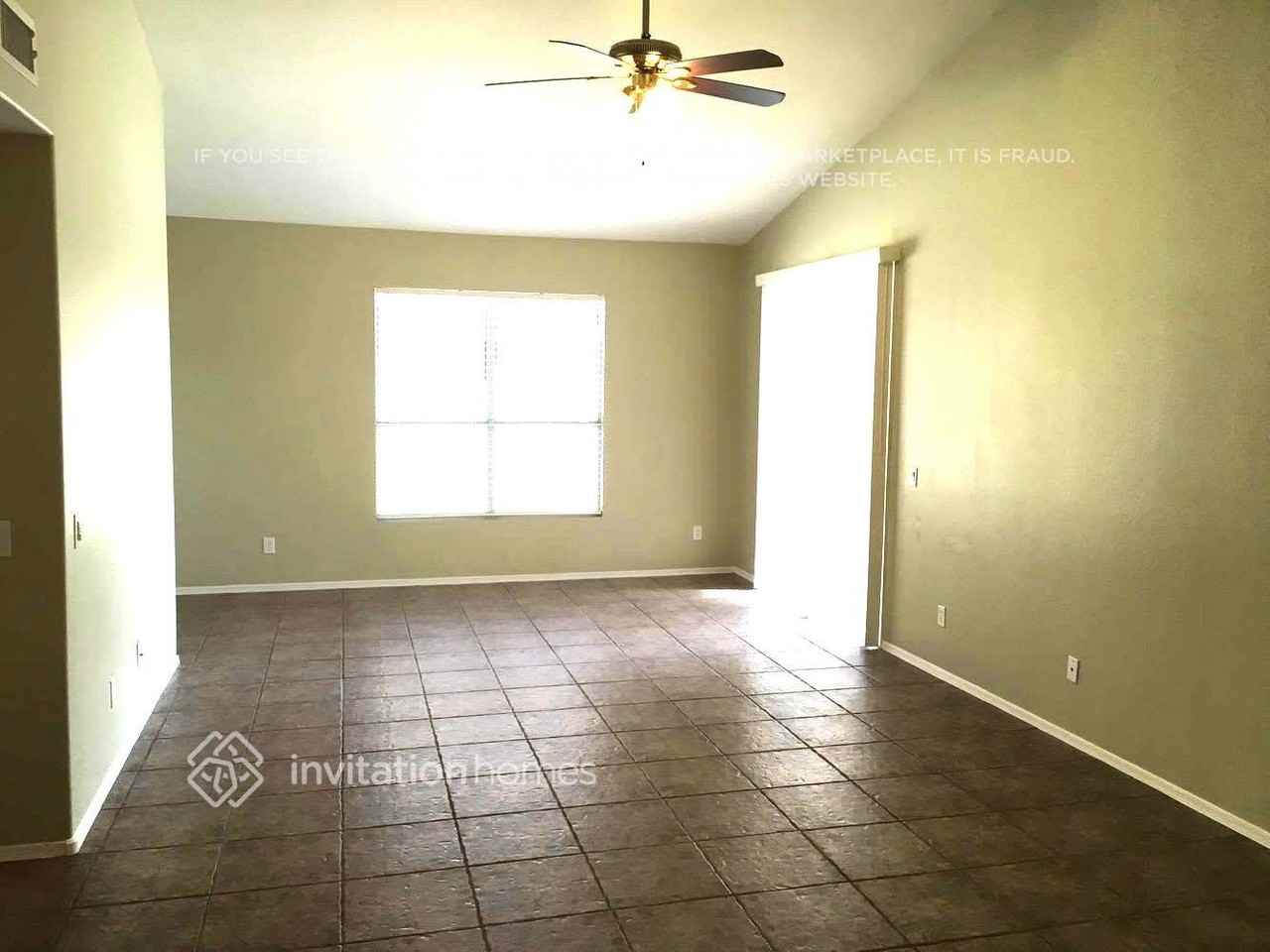 9733 W Tonopah Dr - Photo 2 of 13