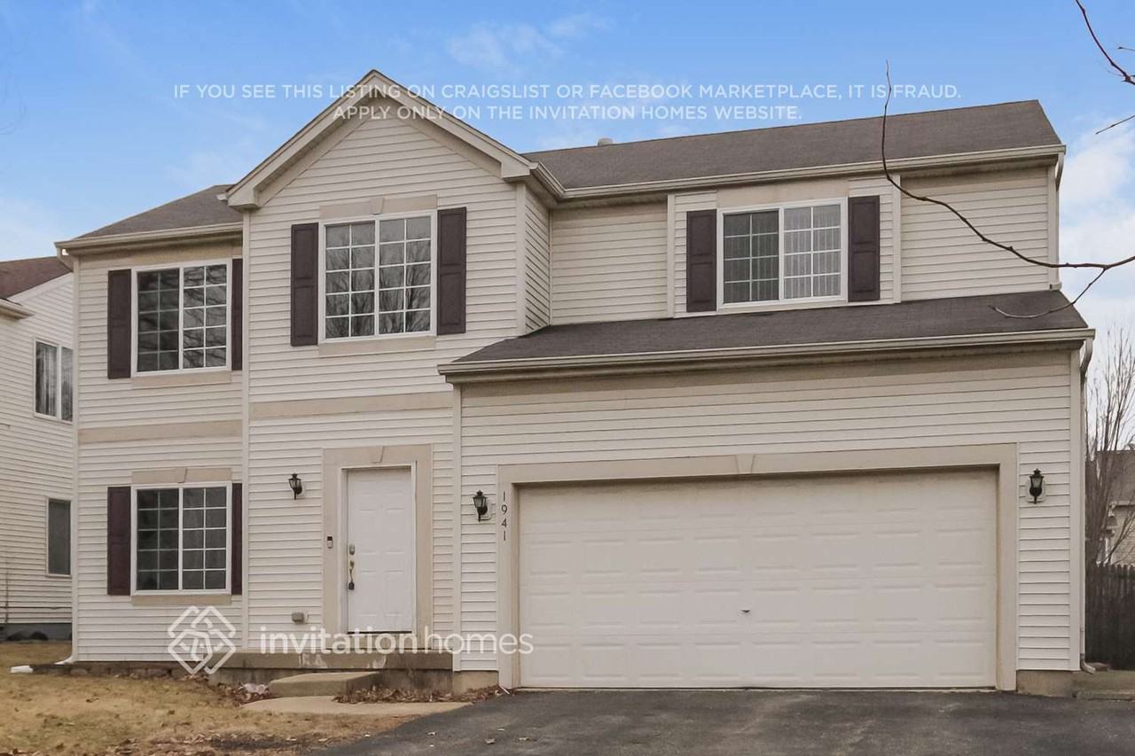 1941 Royal Ln - Photo 5 of 19