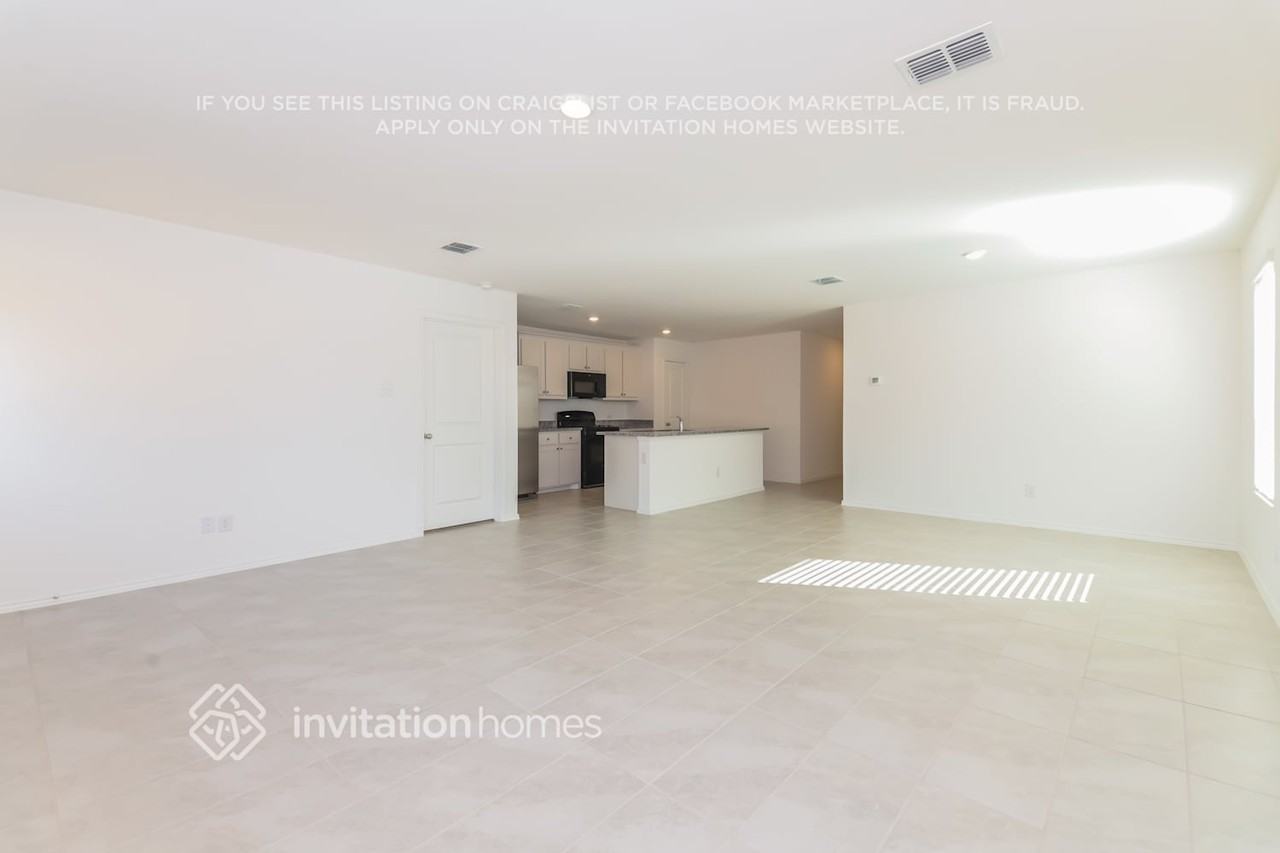 1438 Cherry Bark Dr - Photo 5 of 17