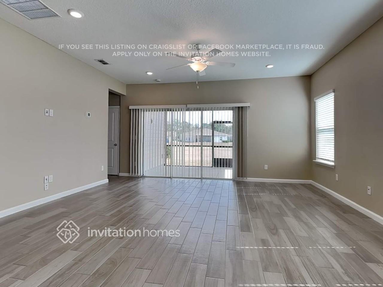 11243 Oyster Creek Rd - Photo 3 of 18