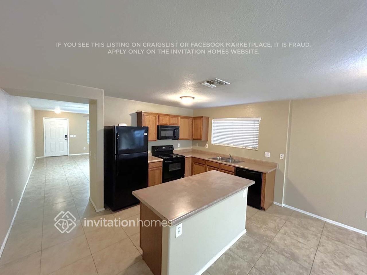 5033 S 24th Ave - Photo 3 of 14