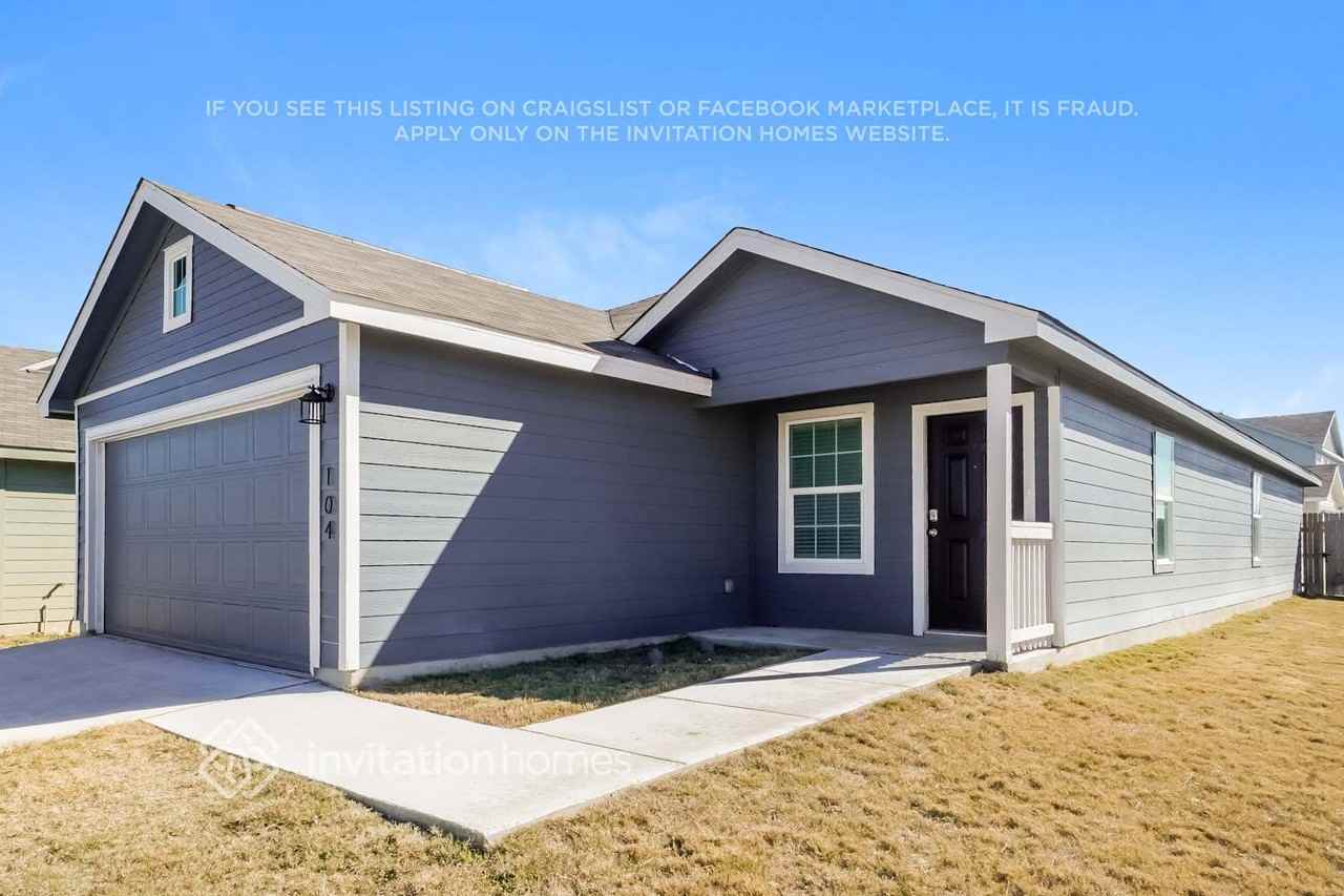 104 Parish Ln - Photo 3 of 17