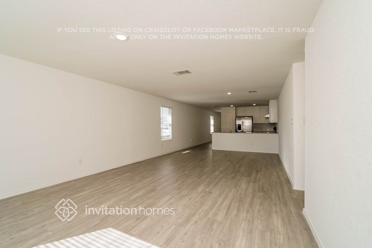 104 Parish Ln - Photo 5 of 17