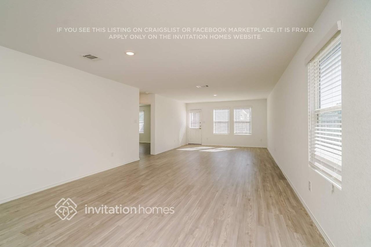 104 Parish Ln - Photo 6 of 17