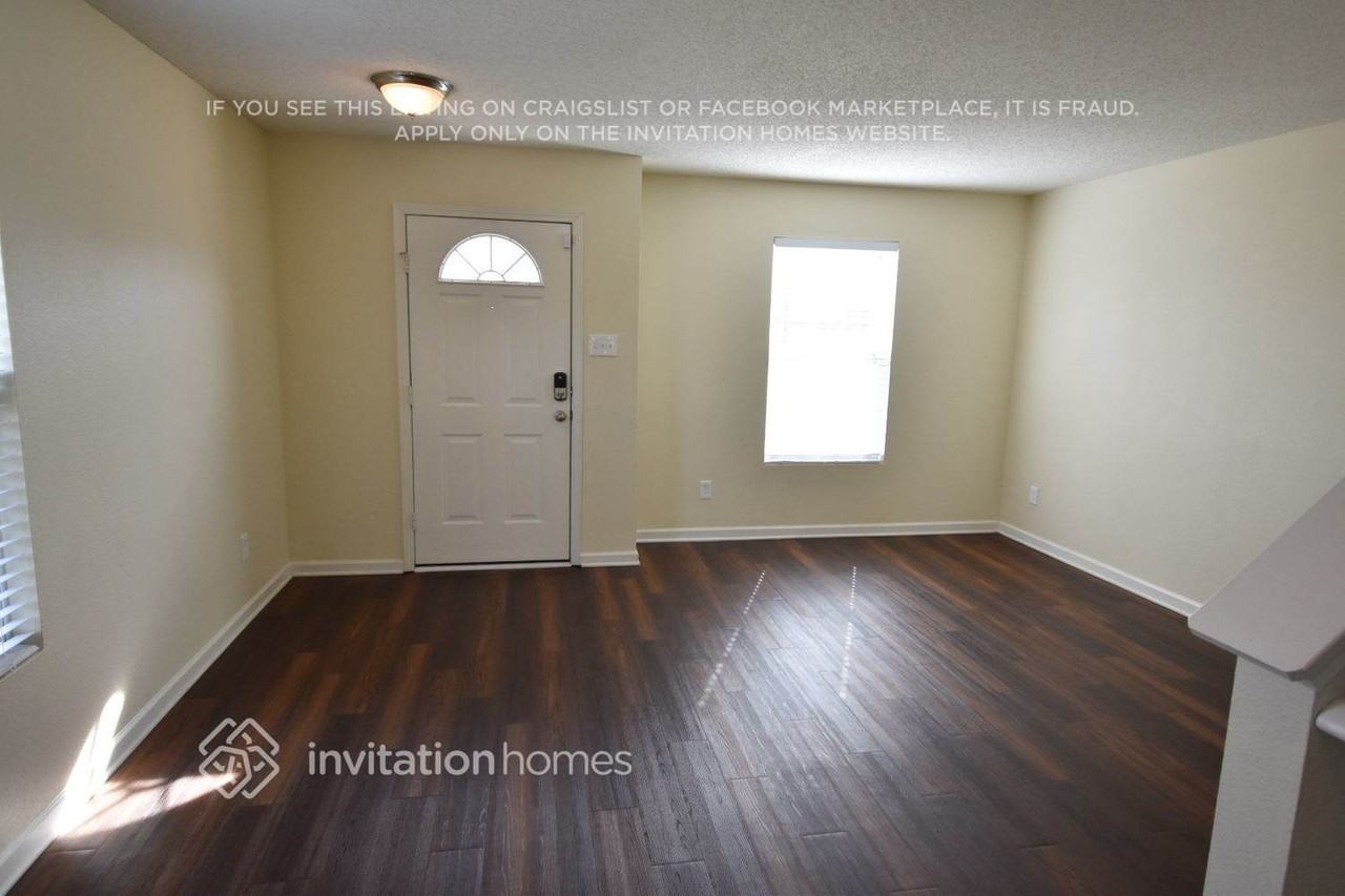 4334 Kellybrook Dr - Photo 2 of 17