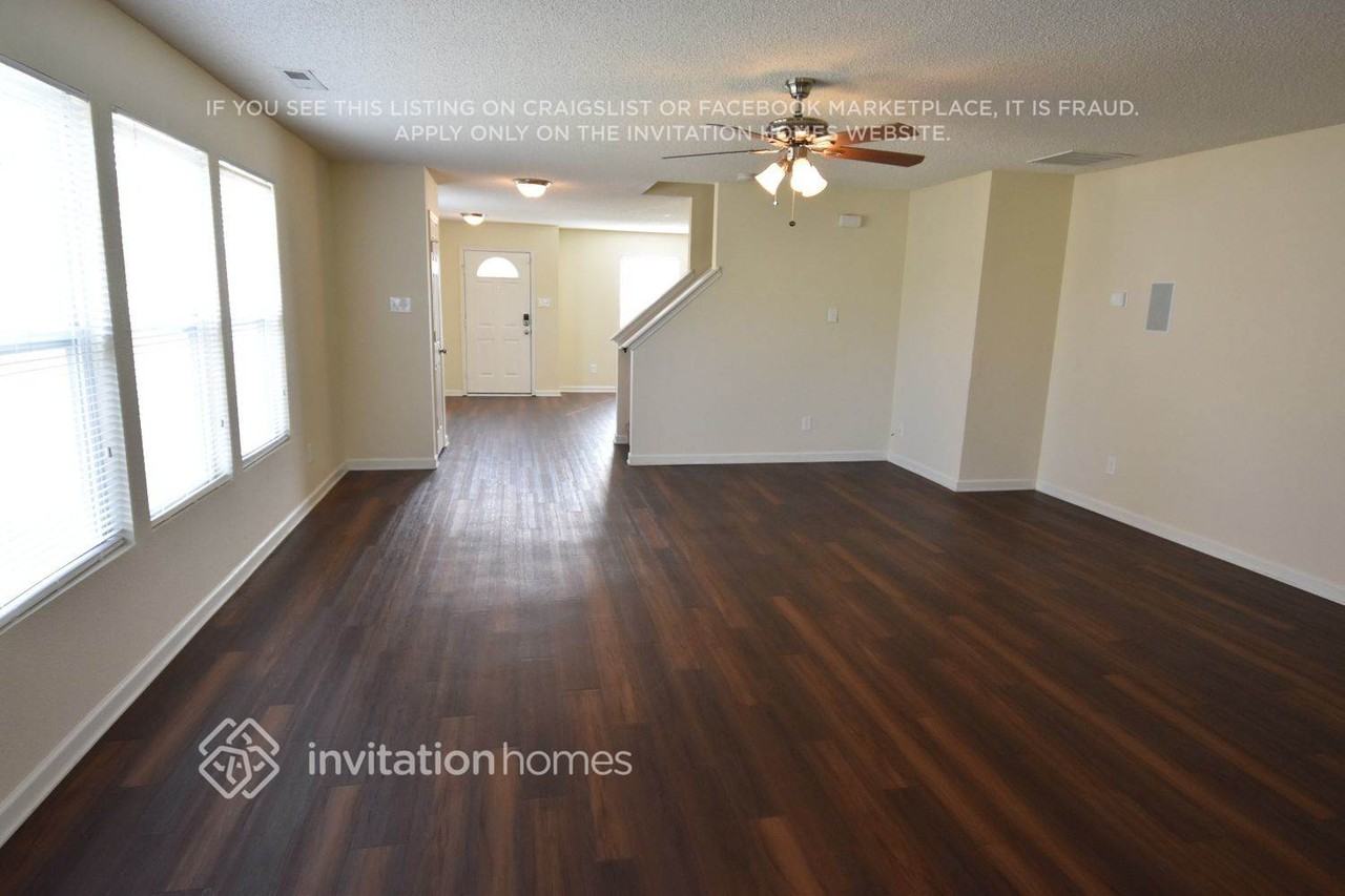 4334 Kellybrook Dr - Photo 3 of 17