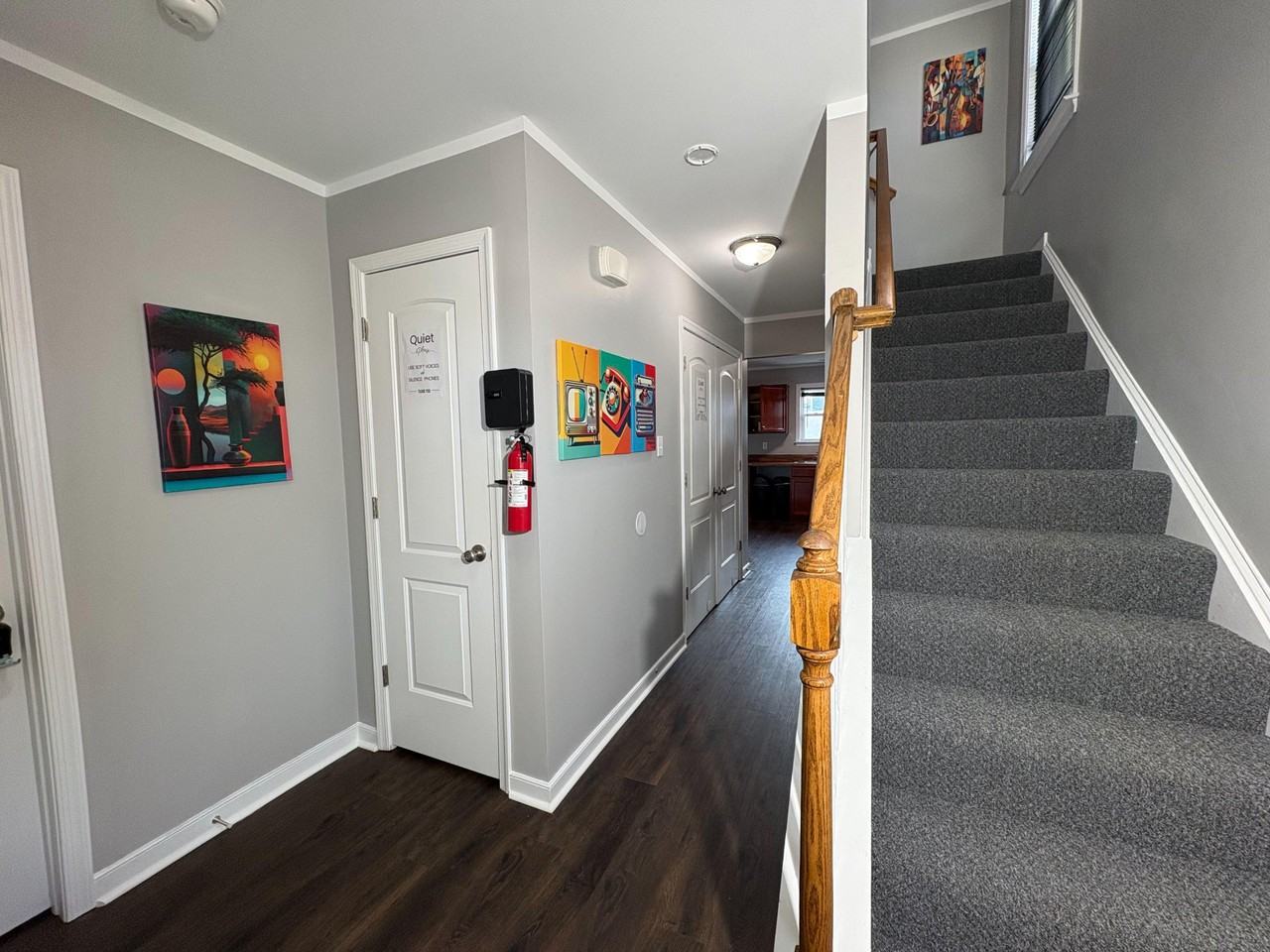 E 16th St - Photo 7 of 27