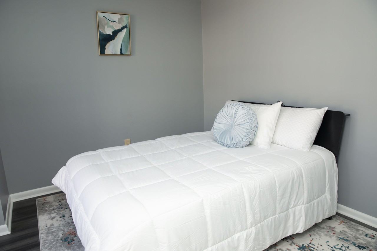 Burks St - Photo 5 of 16