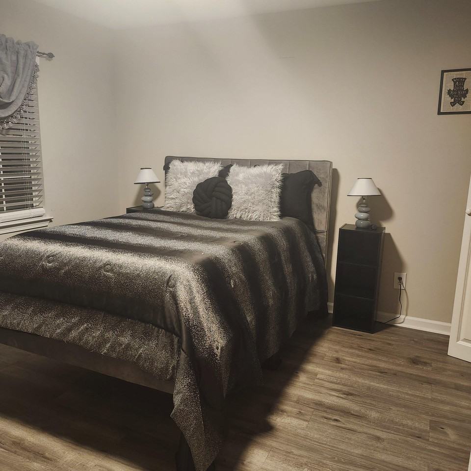 Wedgewood Close - Photo 4 of 5