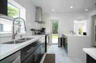 35 Sw 28th Rd - Photo 1 of 1