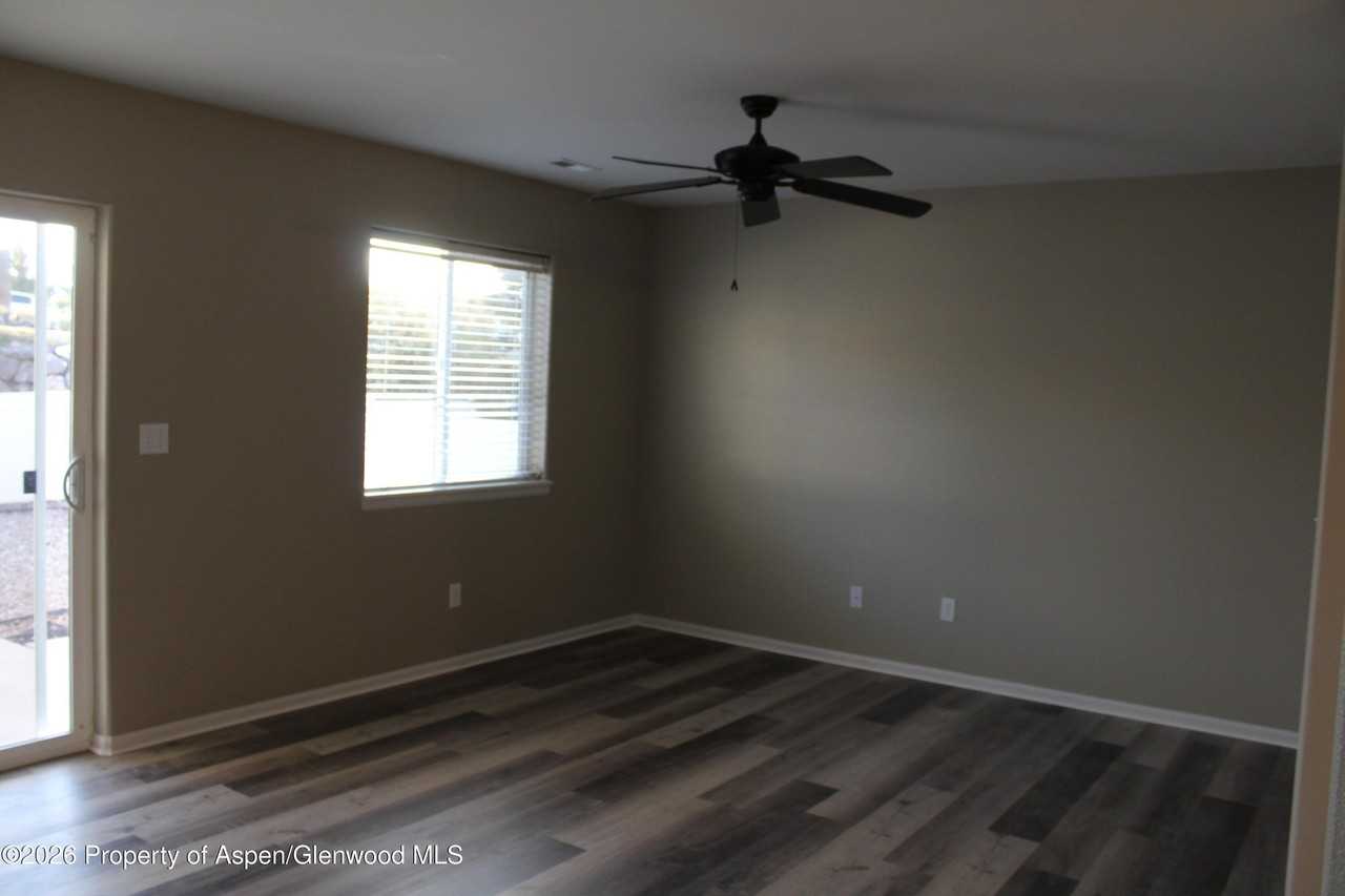 21 Bryan Loop - Photo 4 of 8