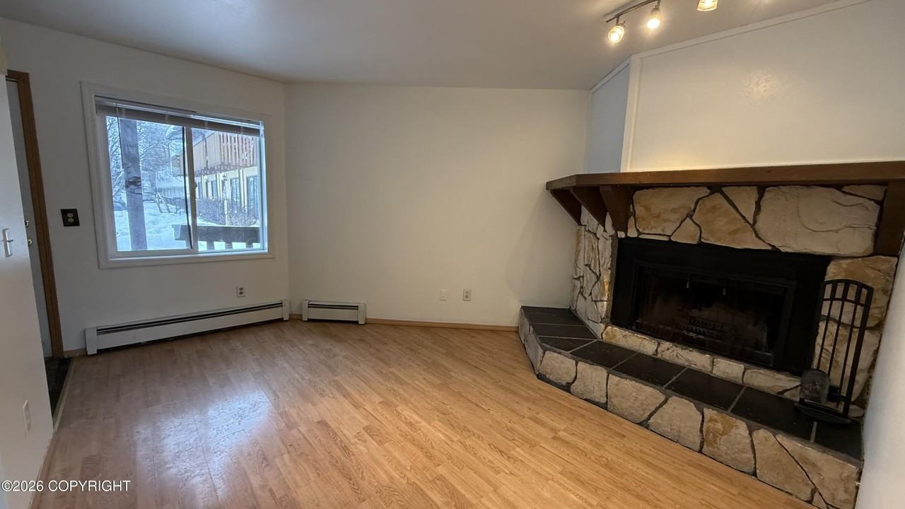 1464 W 25th Ave #8 - Photo 2 of 11