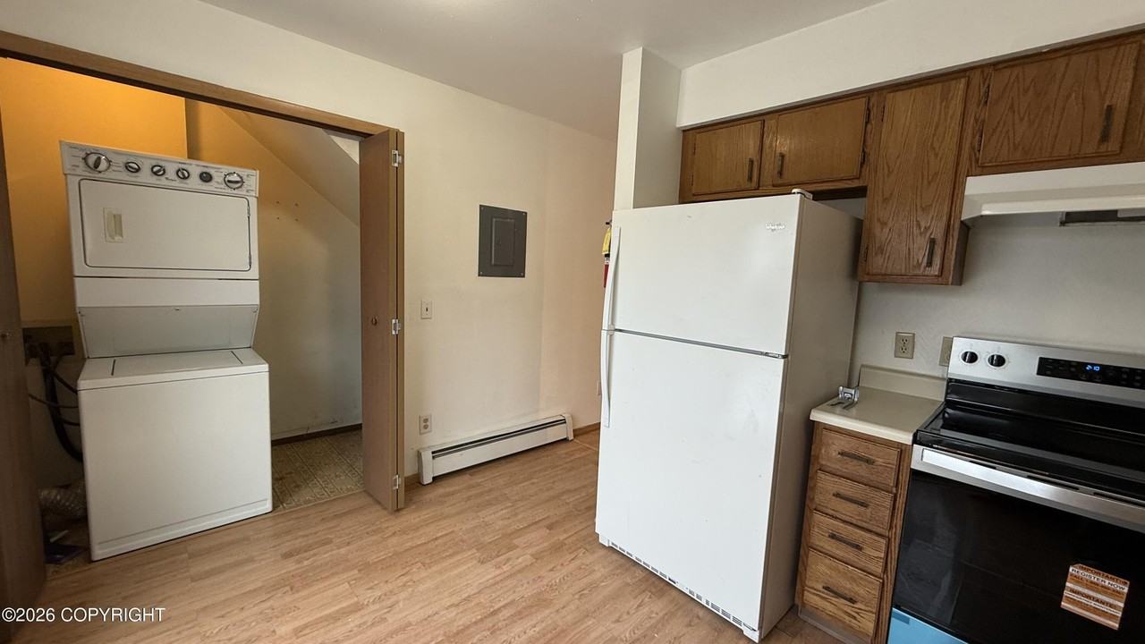 1464 W 25th Ave #8 - Photo 6 of 11