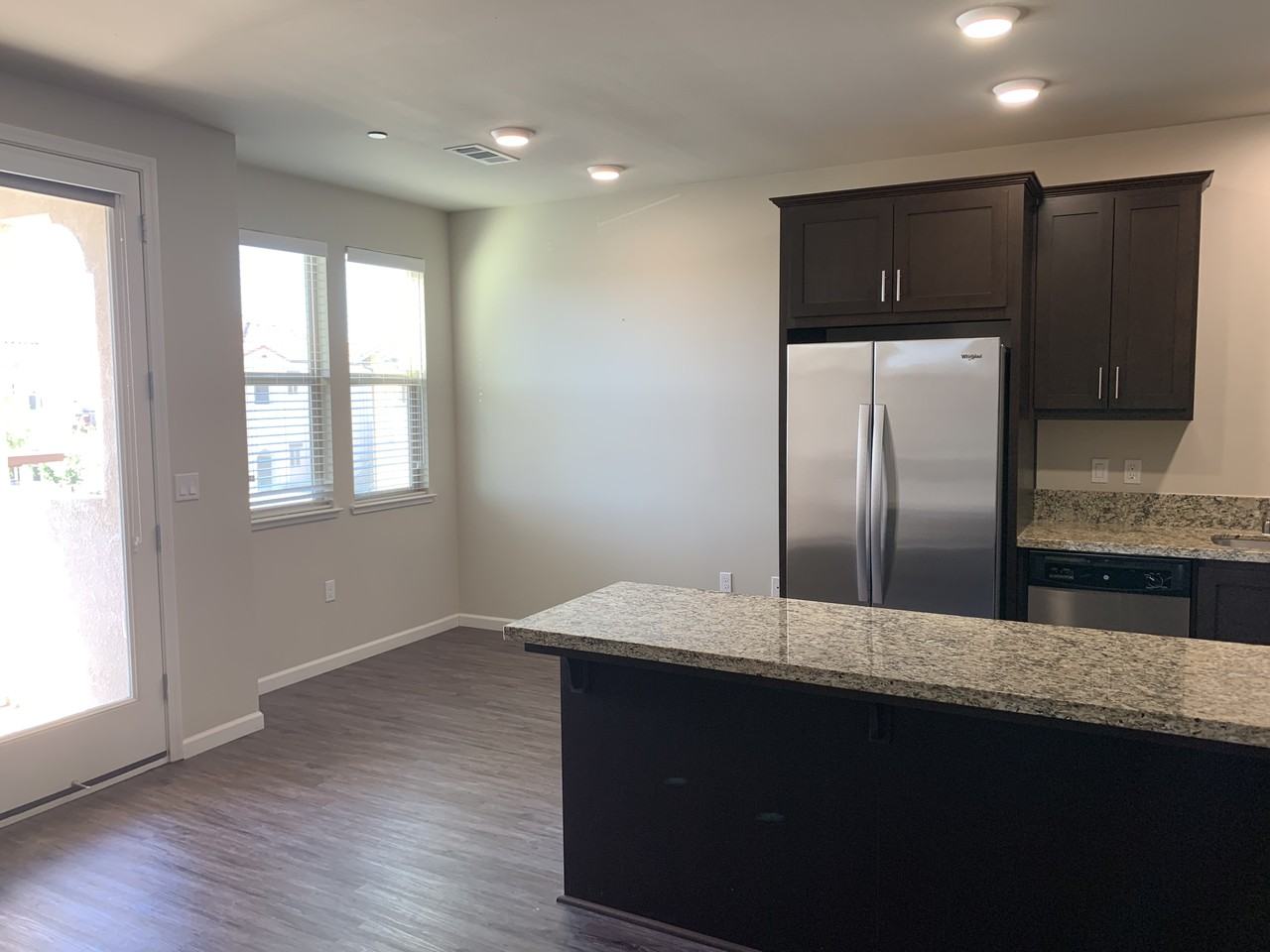 140 Ivy Avenue #E 38 - Photo 5 of 13