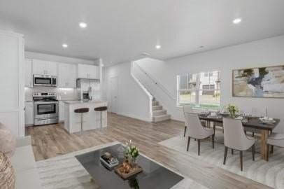 547 W Pickens Rd - Photo 6 of 18