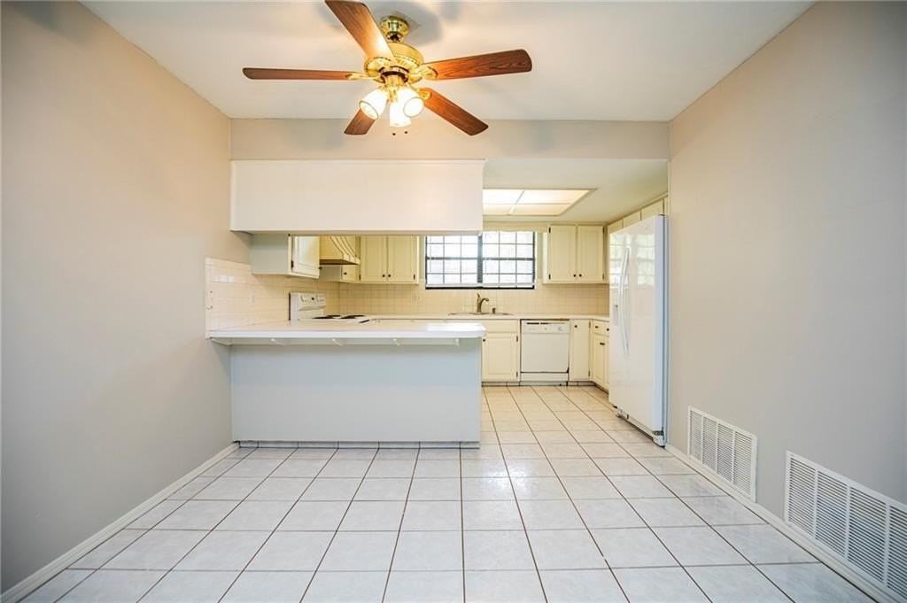 2604 W Dogwood St - Photo 7 of 20