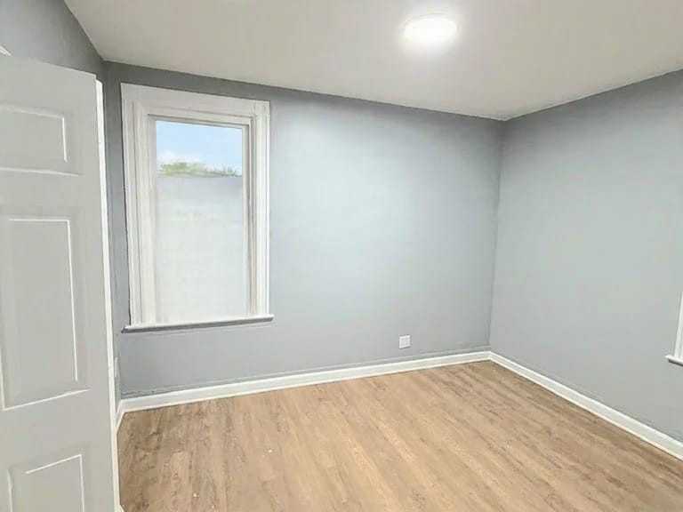 112 S 15th St #1-2-3 - Photo 2 of 5