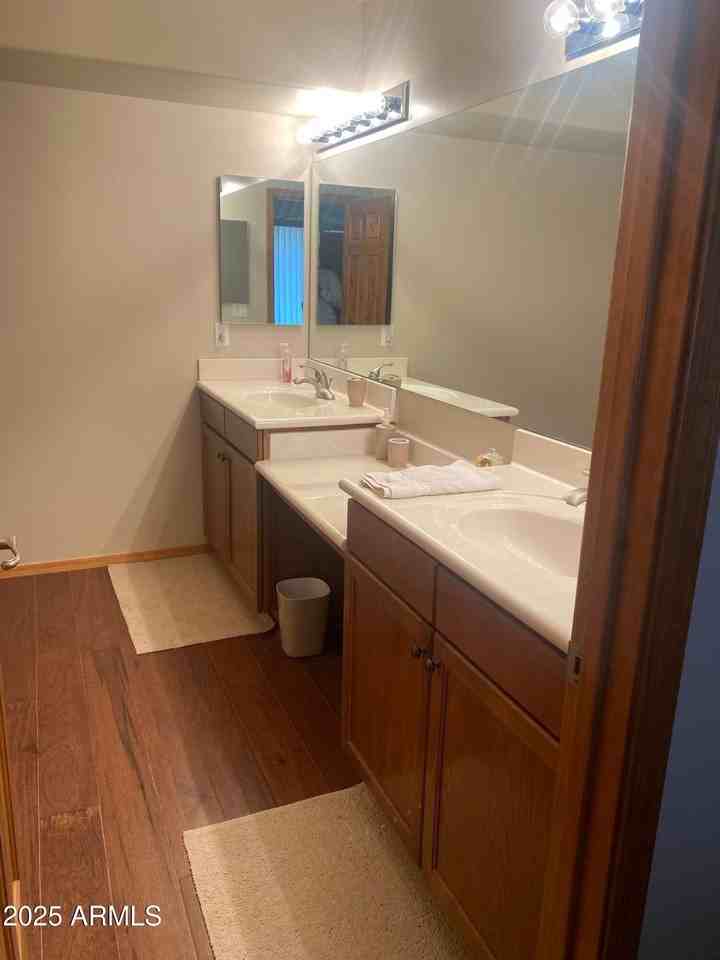805 N Grapevine Cir - Photo 7 of 42