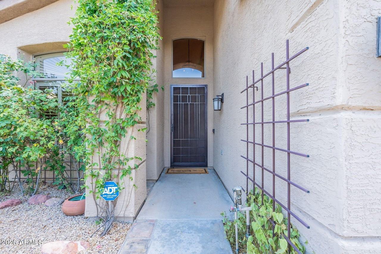 6525 E Paradise Ln - Photo 3 of 50