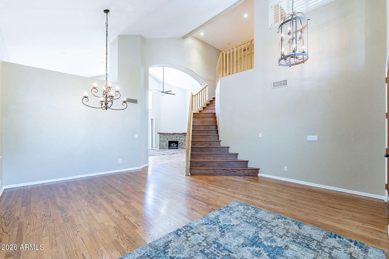 6525 E Paradise Ln - Photo 7 of 50