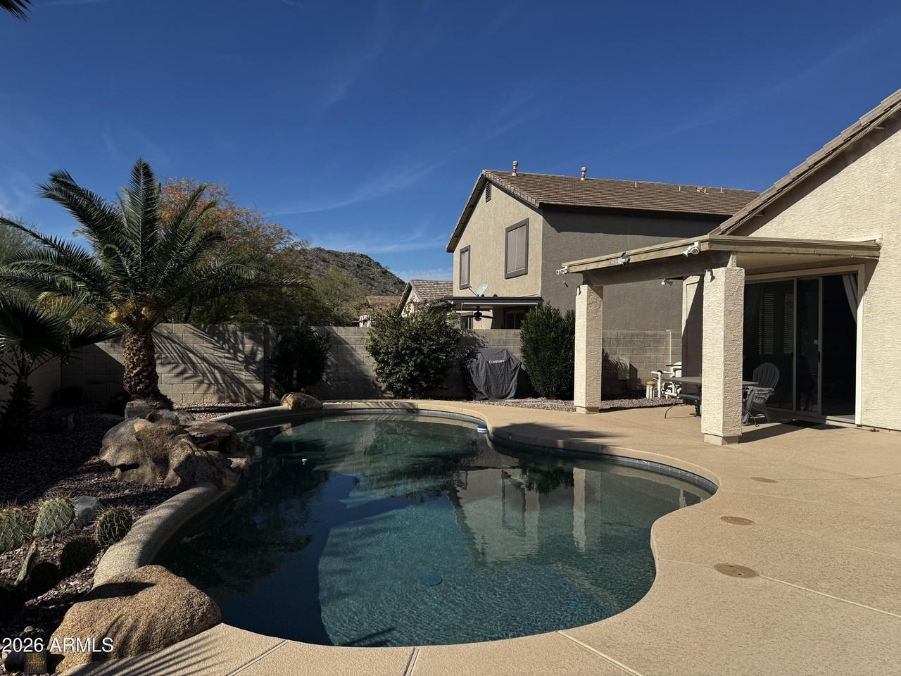 18131 W Canyon Ln - Photo 2 of 23