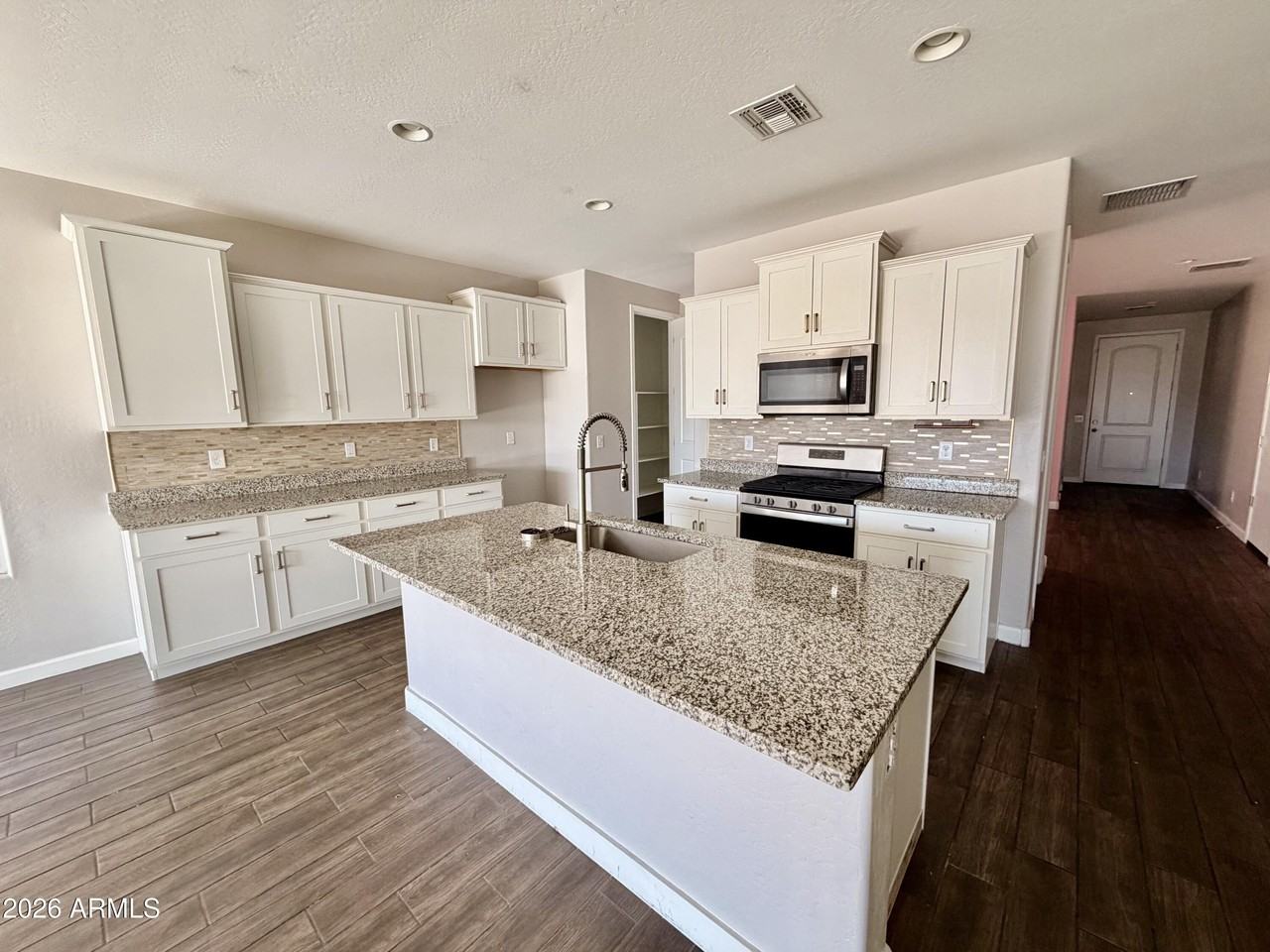 8531 W Pleasant Oak Way - Photo 3 of 50