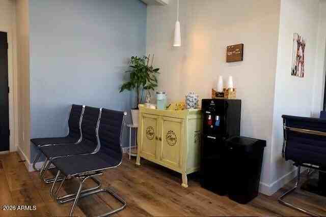 214 E Monterey Way - Photo 4 of 12