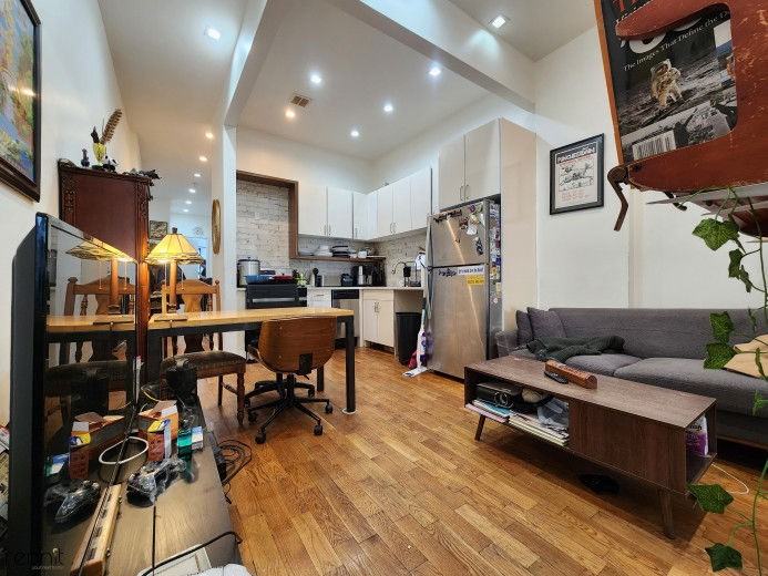 503 Grandview Ave #1L - Photo 3 of 8