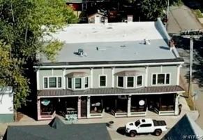 featured image of 2114 Seneca St